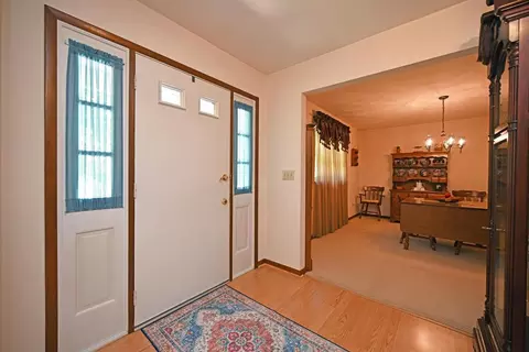 4868 Beechwood Rd, Cincinnati, OH 45244 photo 4