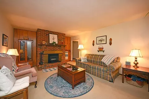 4868 Beechwood Rd, Cincinnati, OH 45244 photo 9
