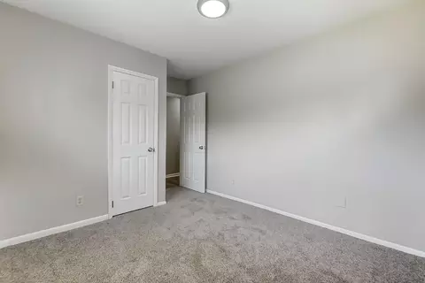2450 Mars Ct, Cincinnati, OH 45231 photo 21