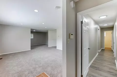 2450 Mars Ct, Cincinnati, OH 45231 photo 4