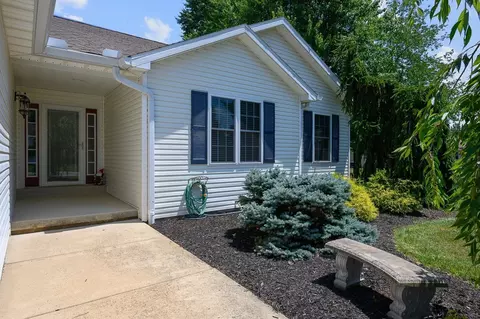 117 Willow Run Rd, Mount Orab, OH 45154 photo 2