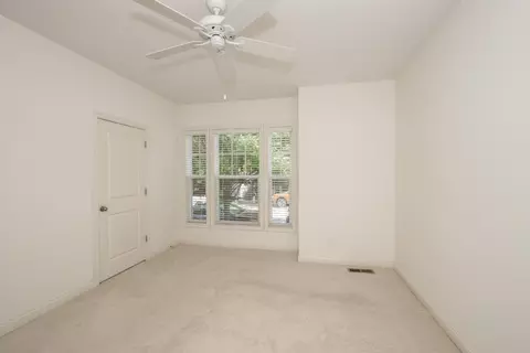207 Rochelle, Cincinnati, OH 45219 photo 26