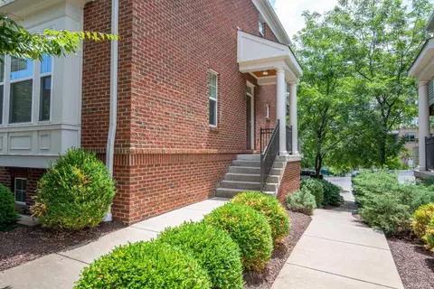 207 Rochelle, Cincinnati, OH 45219 photo 43