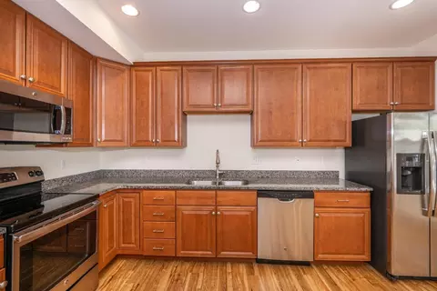 207 Rochelle, Cincinnati, OH 45219 photo 17
