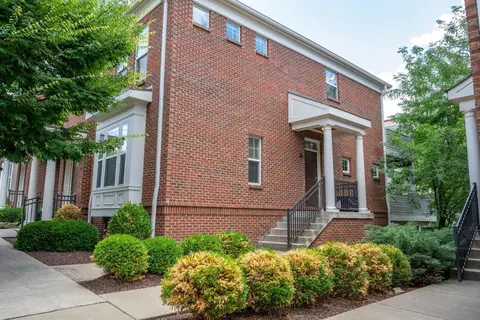 207 Rochelle, Cincinnati, OH 45219