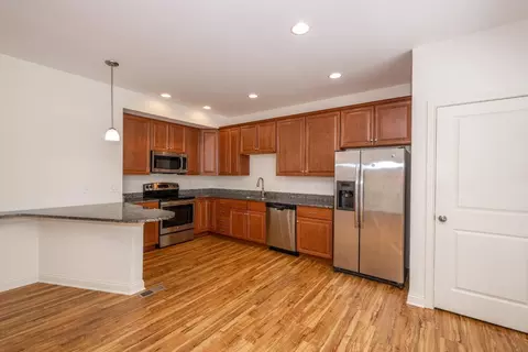 207 Rochelle, Cincinnati, OH 45219 photo 11