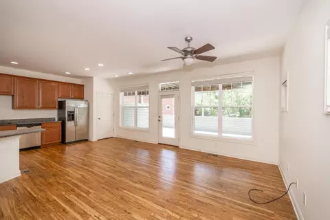 207 Rochelle, Cincinnati, OH 45219 photo 8