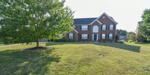 946 Caribou Run Ln, Milford, OH 45150