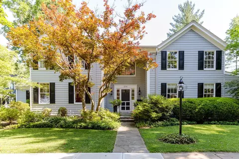214 Harvard Ave, Terrace Park, OH 45174