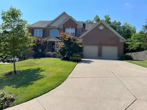1590 River Shore Ct, Kings Mills, OH 45034