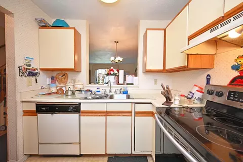 617 Prospect Pl, Cincinnati, OH 45229 photo 4