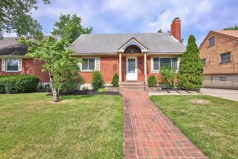 8517 Donna Ln, Cincinnati, OH 45236