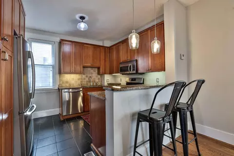 2882 Romana Pl, Cincinnati, OH 45209 photo 11