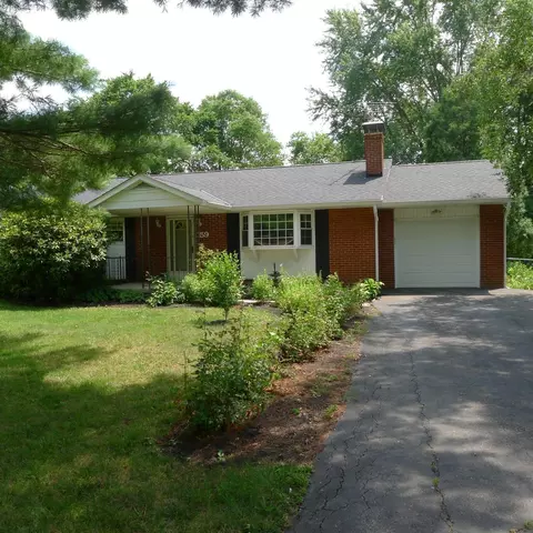 159 Charlotte Ave, Lebanon, OH 45036