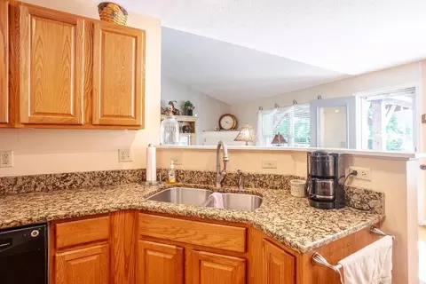 669 Mccormick Ln, Cincinnati, OH 45245 photo 17
