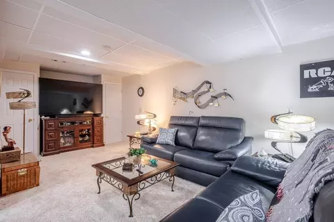669 Mccormick Ln, Cincinnati, OH 45245 photo 22