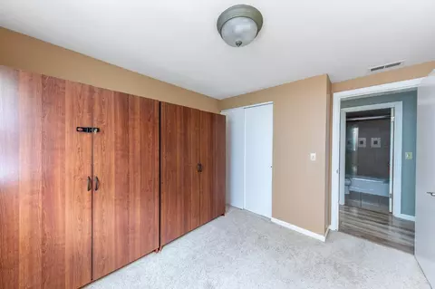 574 Berdale Ln, Cincinnati, OH 45244 photo 17