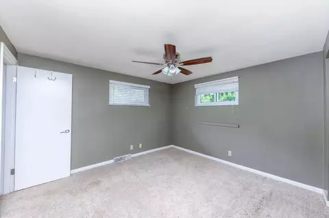 574 Berdale Ln, Cincinnati, OH 45244 photo 15