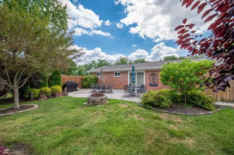 574 Berdale Ln, Cincinnati, OH 45244 photo 24