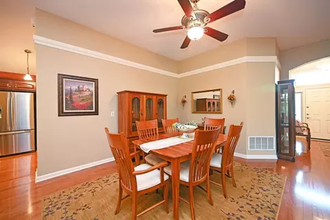 1050 Logan Lndg, Cincinnati, OH 45245 photo 6