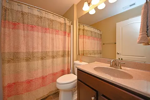 1050 Logan Lndg, Cincinnati, OH 45245 photo 24