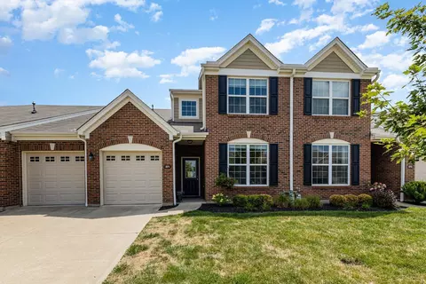 371 Turtle Creek Dr, Loveland, OH 45140