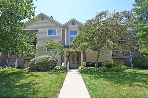 989 Cedar Rdg #2, Cincinnati, OH 45245