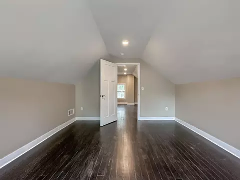287 Bodmann Ave, Cincinnati, OH 45219 photo 17