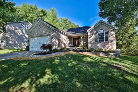 1774 Cove Cir, Lawrenceburg, IN 47025