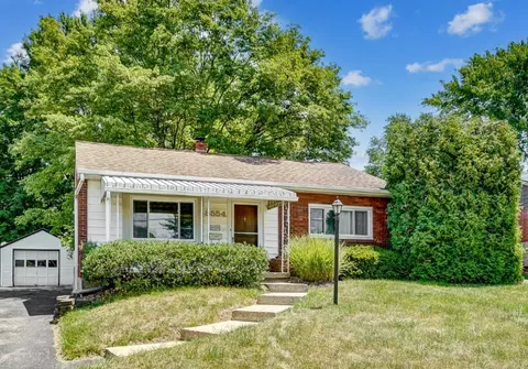 8554 Donegal Dr, Cincinnati, OH 45236