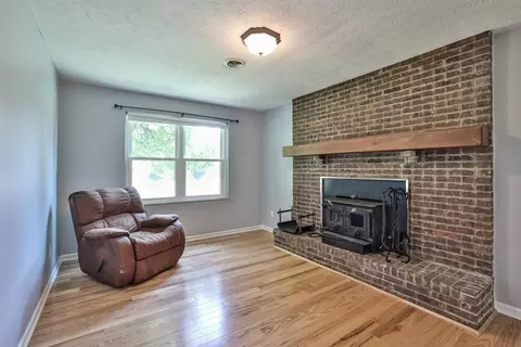 53 Leonard Dr, Blanchester, OH 45107 photo 4