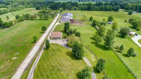 7190 Ross Rd, Oregonia, OH 45054
