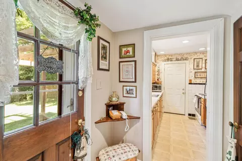 8327 Jadwin St, Cincinnati, OH 45216 photo 7