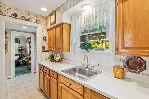 8327 Jadwin St, Cincinnati, OH 45216 photo 8