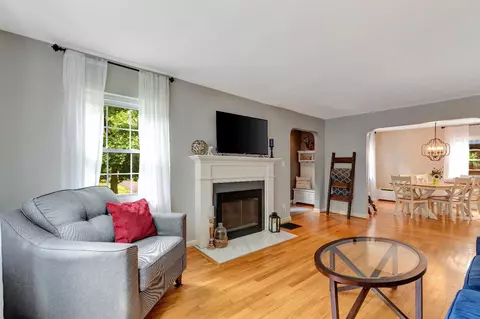 3868 Settle Rd, Mariemont, OH 45227 photo 8