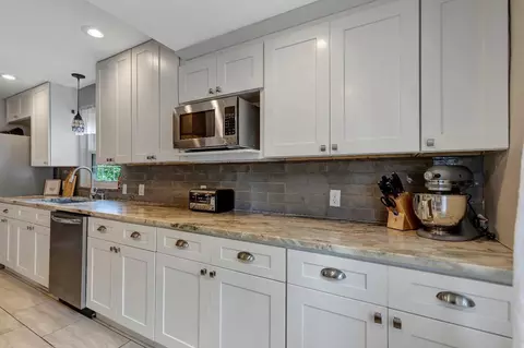 3868 Settle Rd, Mariemont, OH 45227 photo 16