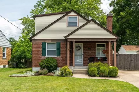 7700 Dearborn Ave, Deer Park, OH 45236