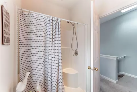 308 Milton St, Cincinnati, OH 45202 photo 27