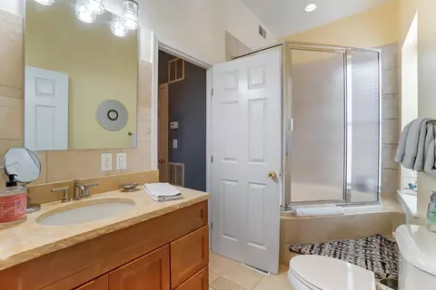 308 Milton St, Cincinnati, OH 45202 photo 22