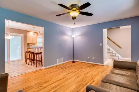 9041 Foxhunter Ln, Cincinnati, OH 45242 photo 3