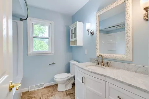 9041 Foxhunter Ln, Cincinnati, OH 45242 photo 27
