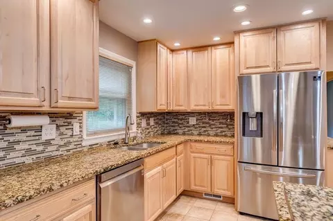 9041 Foxhunter Ln, Cincinnati, OH 45242 photo 7