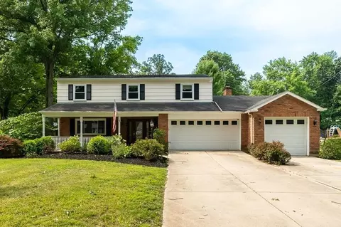 9041 Foxhunter Ln, Cincinnati, OH 45242