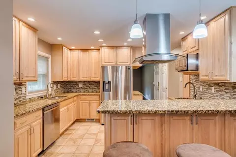 9041 Foxhunter Ln, Cincinnati, OH 45242 photo 6