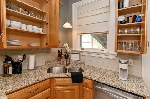 2772 Markbreit Ave, Cincinnati, OH 45209 photo 16