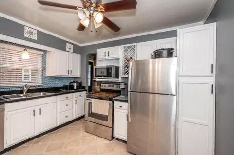 703 Anderson Ferry Rd, Cincinnati, OH 45238 photo 12