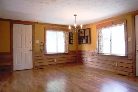 2132 Bataan Dr, Kettering, OH 45420 photo 6