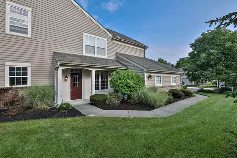 4265 Fontenay Dr, Mason, OH 45040