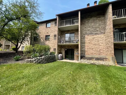 7222 Creekview Dr #3, Colerain Twp, OH 45247
