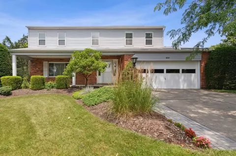 706 Yorkhaven Rd, Springdale, OH 45246